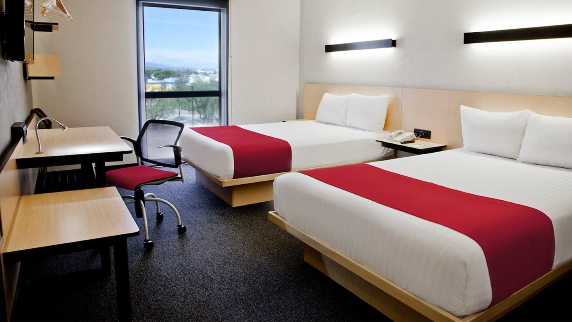 Hotel Express By Marriott Tehuacán
