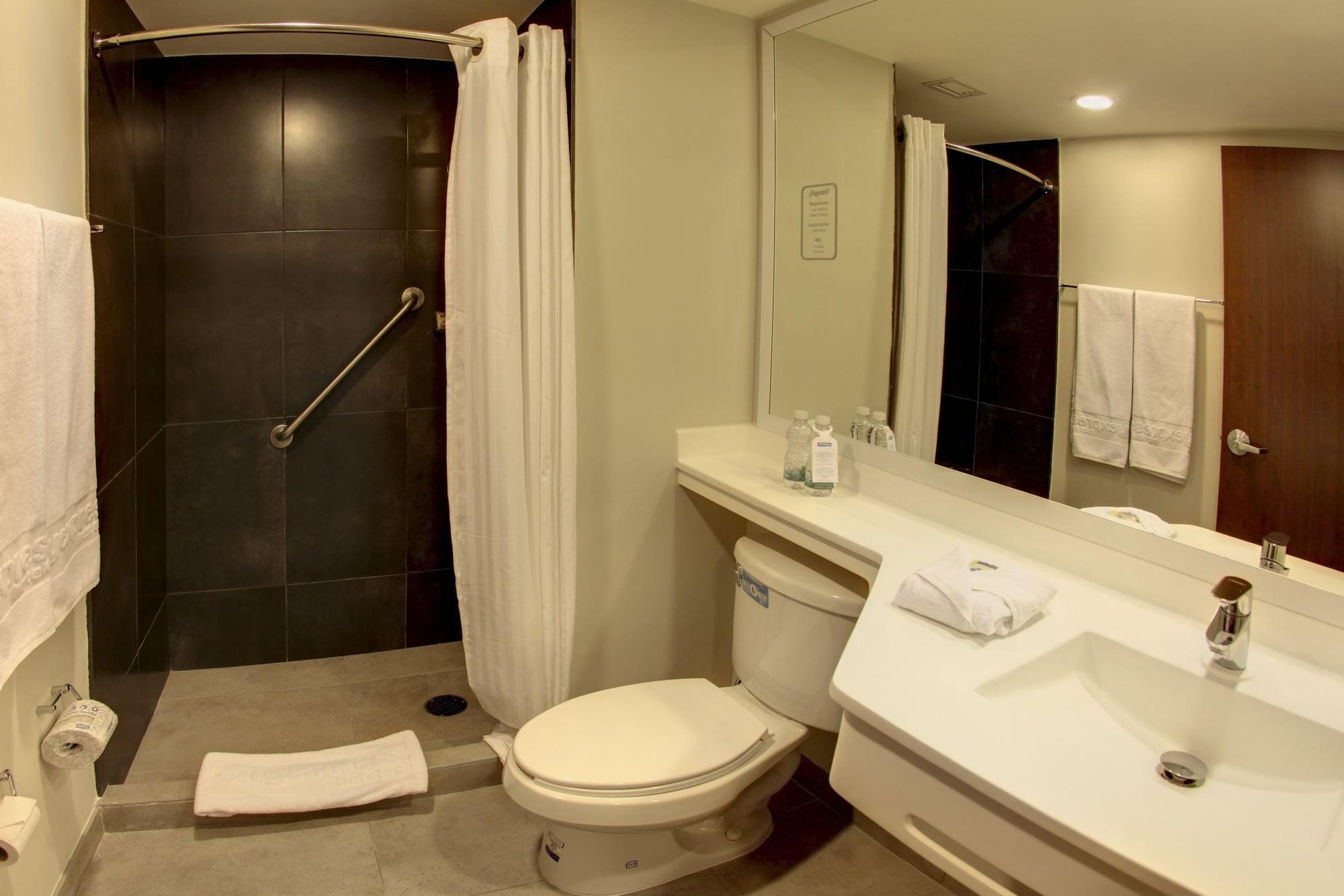 Express By Marriott Hotel 4*
