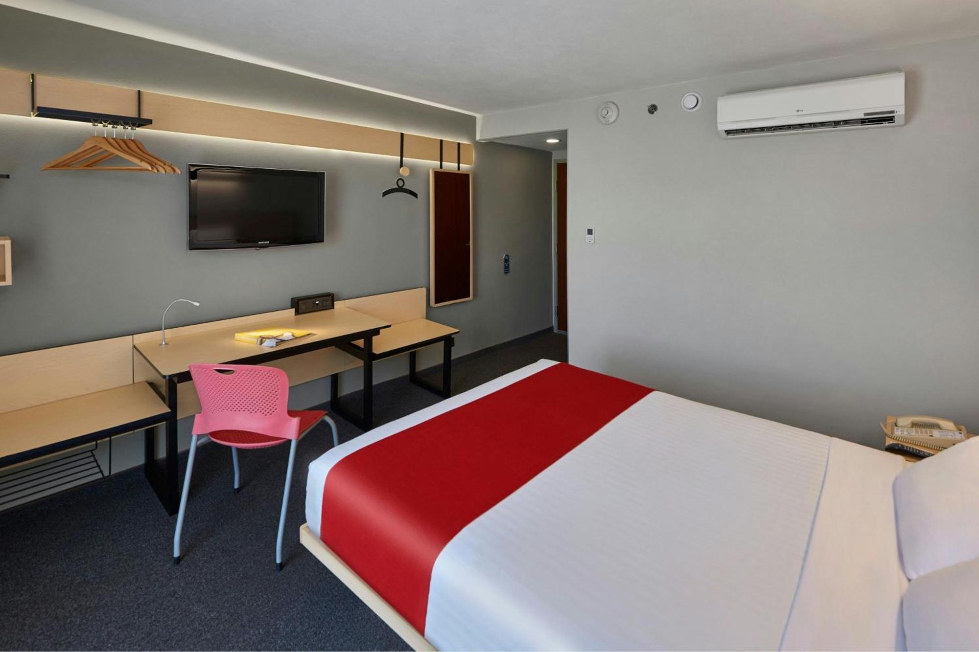 Express By Marriott Hotel 4*